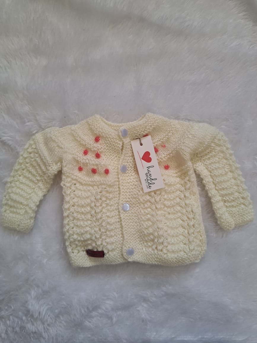 Handmade Newborn Off-White Set with Cap and Booties